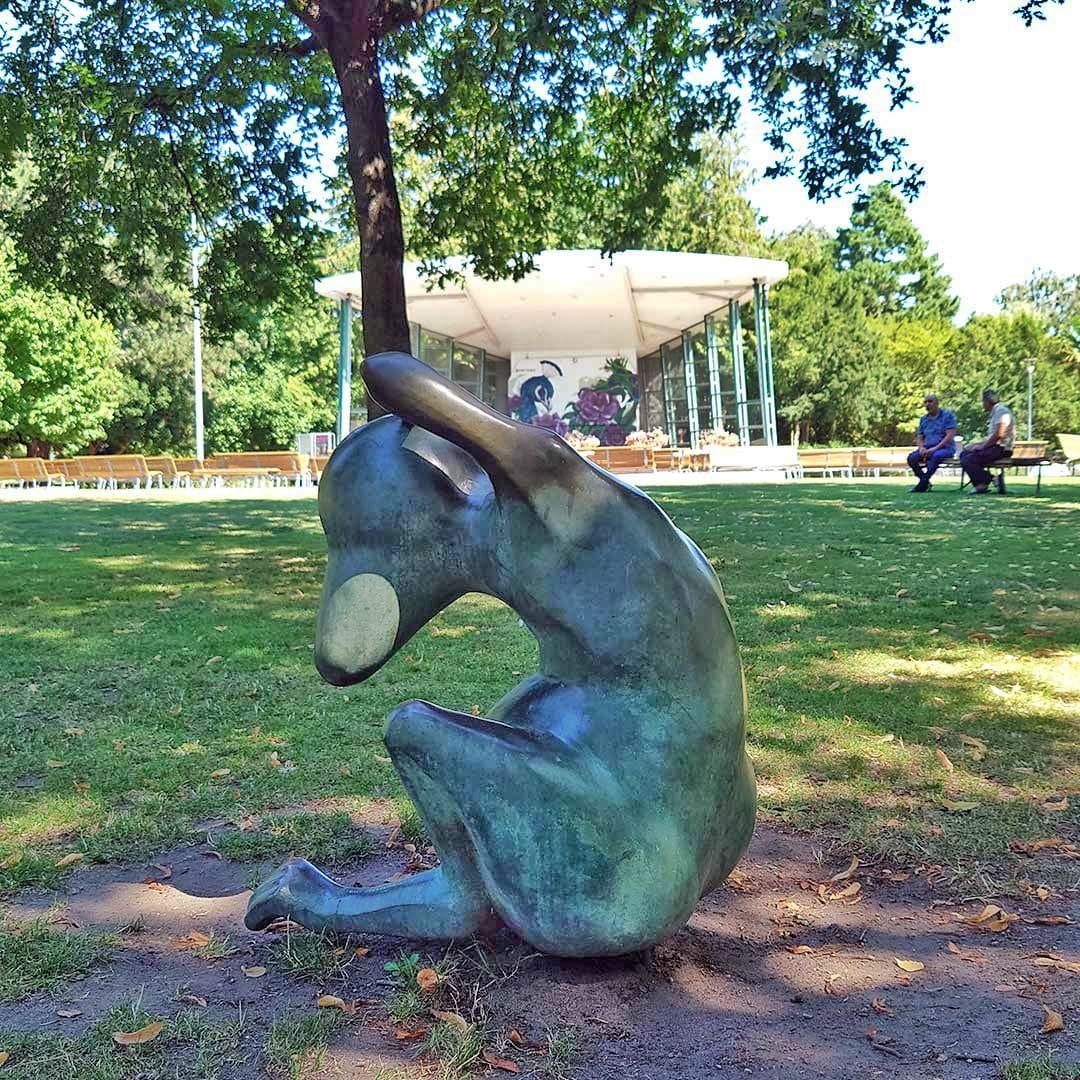 skulptur i en park